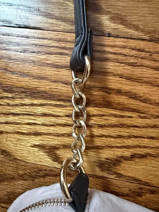 Juicy Couture Pink Suede Crossbody with Dark Brown Trim and Embroidered Crest - Picture 4 of 10